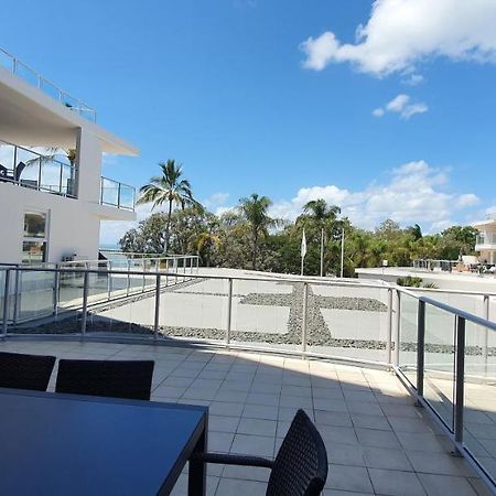 Pier Resort Urangan Buitenkant foto