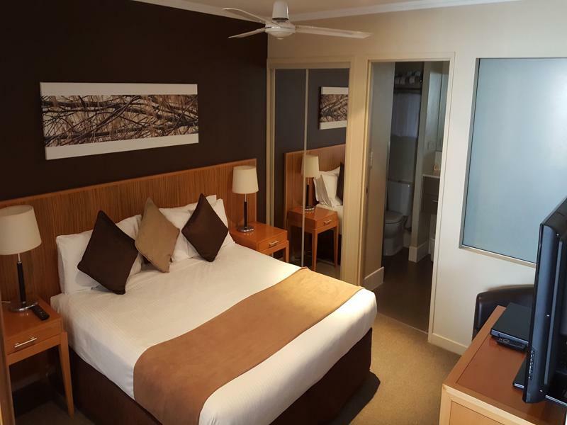 Pier Resort Urangan Buitenkant foto