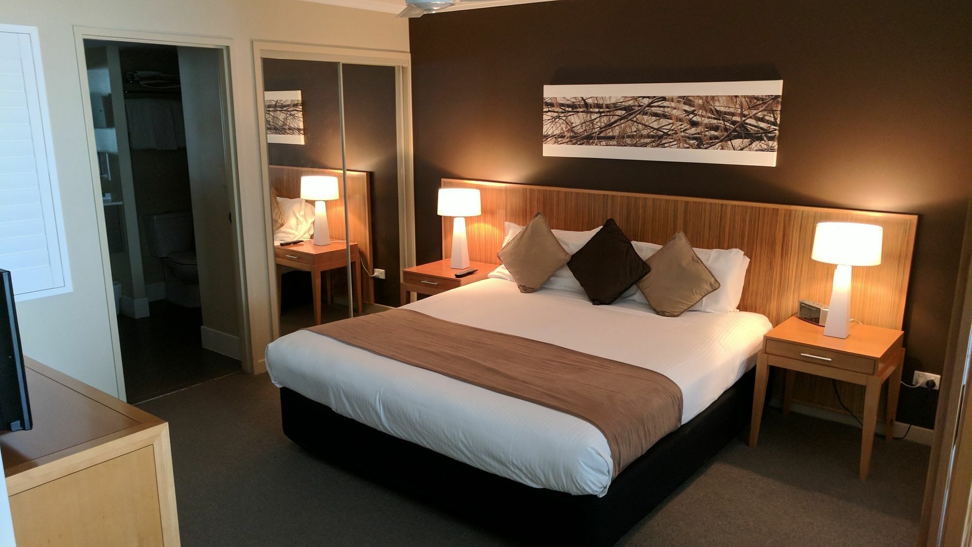 Pier Resort Urangan Buitenkant foto